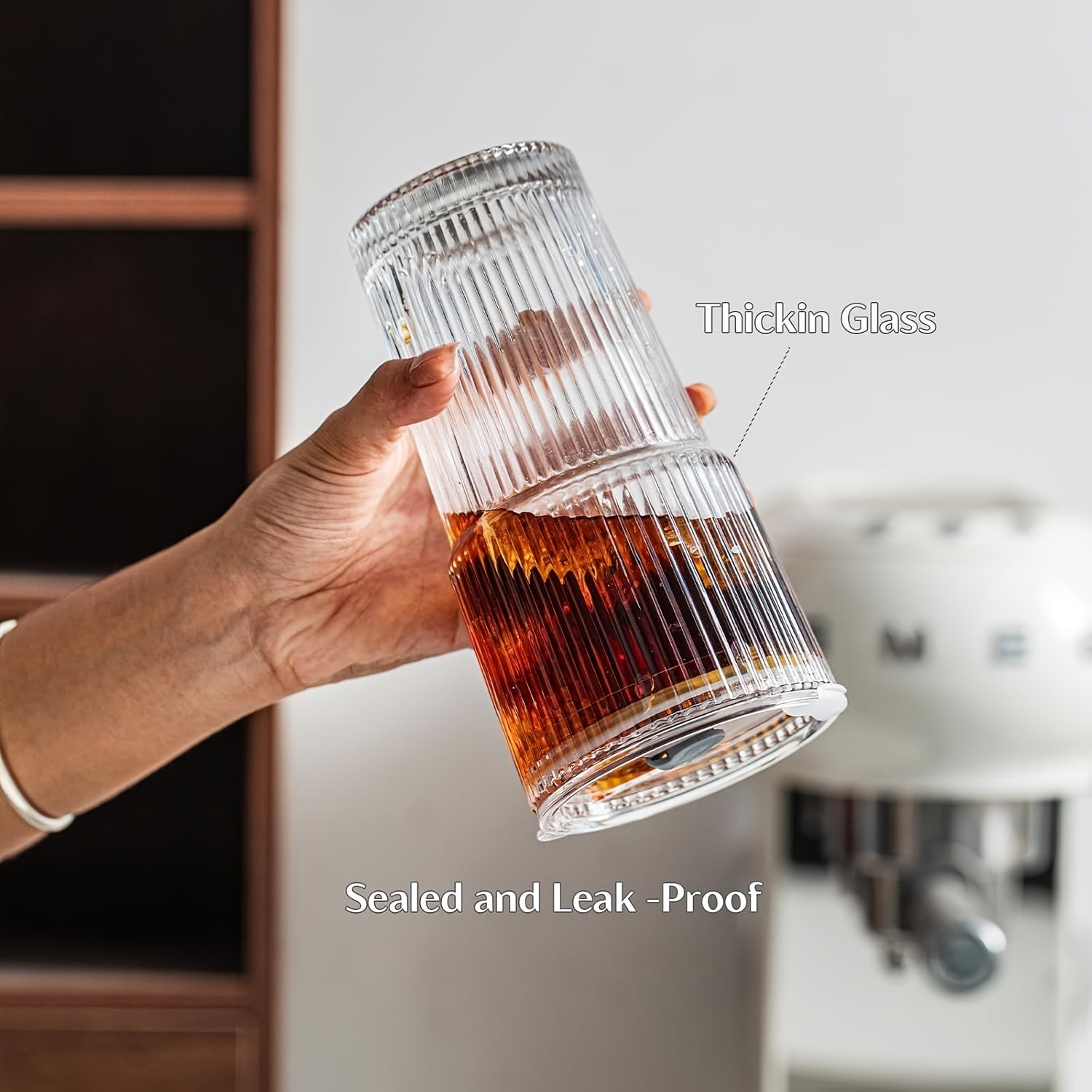 2/4pcs Vintage Clear Striped Glass Drink Container With Sealed Lid Inverted Leak Proof, Easy To Carry, Glass Mug With Straw, Thickened Insulated Glasses