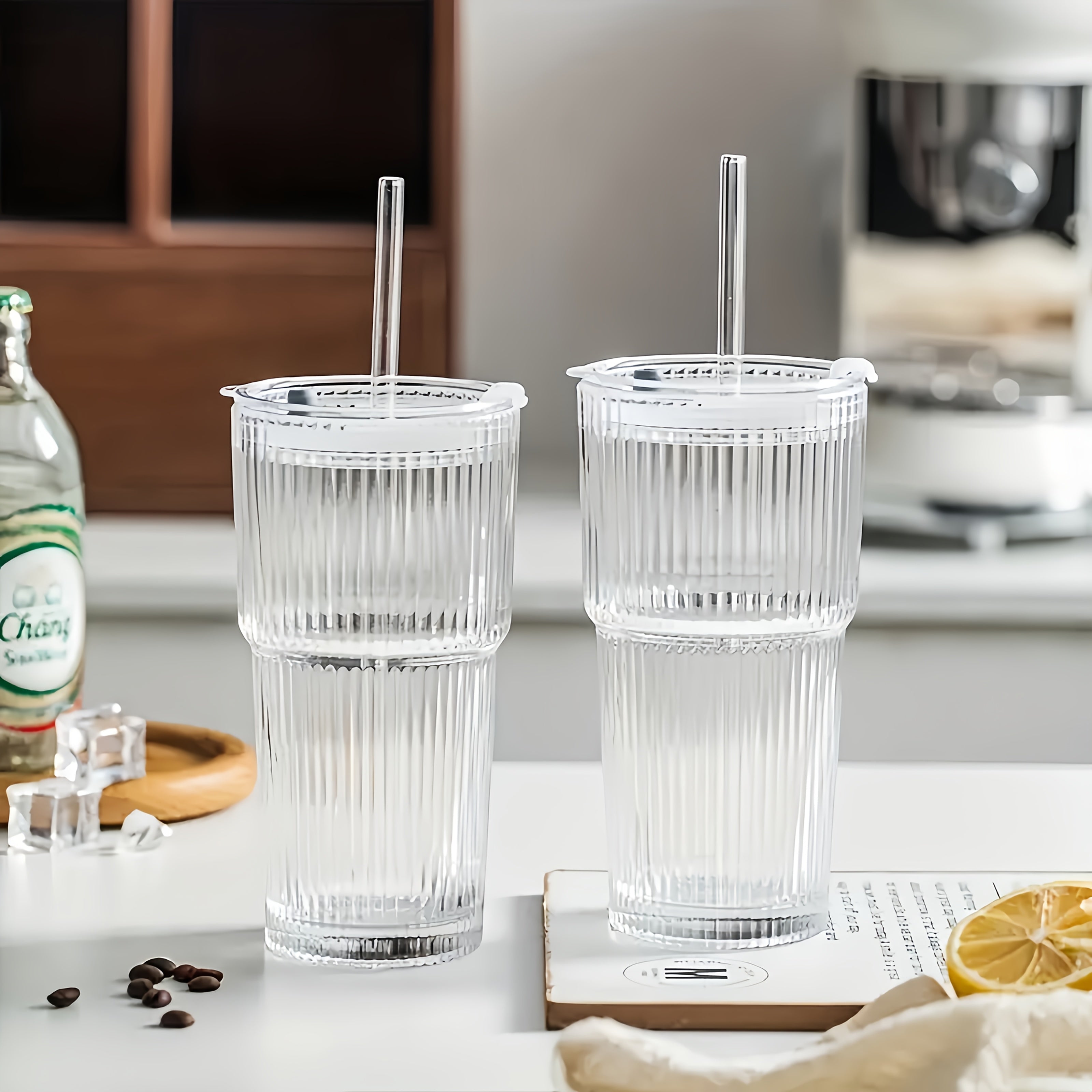 2pcs Ribbed Glass with Straw And Plastic Lid And Straw Brush, Perfect for Iced Coffee, Juice, Smoothie Cocktails, Etc., Suitable for Home, Office, Party Supplies, 20 Ounces