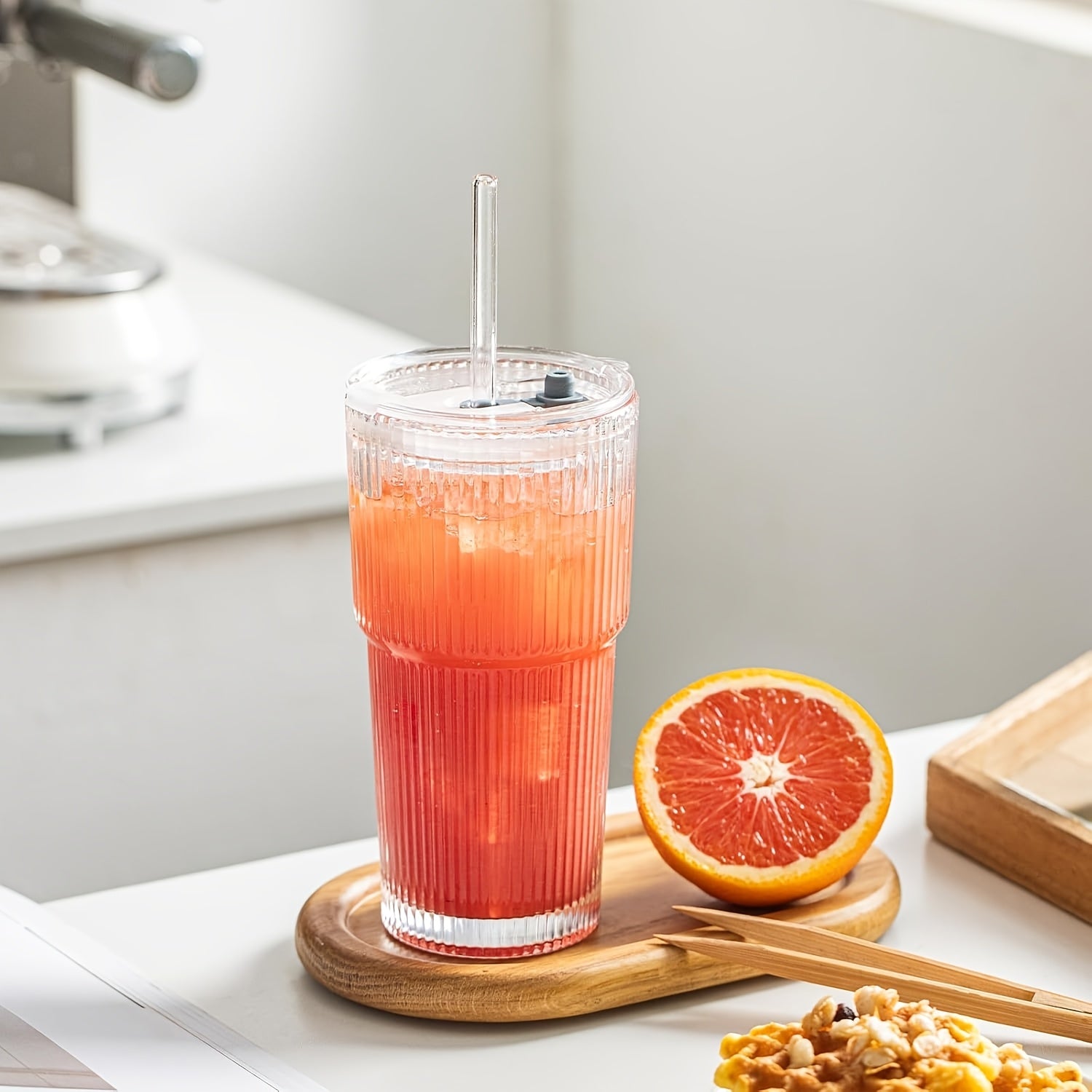 Glassware Set of 2, 600ml/20oz Ribbed Glass Barrel with Lid and Glass Straw, Thickened Glass, Perfect for Iced Coffee, Smoothies, Cocktails and Juices - Elegant and Durable Beverage Vessels