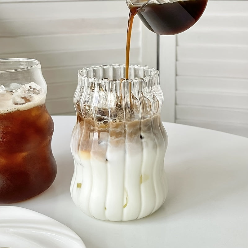 2/4pcs Chubby Cloud-Shaped Glass Drinking Cups with Lids and Straws, Transparent Irregular Glassware for Milk, Iced Coffee, Juice - No Assembly Required