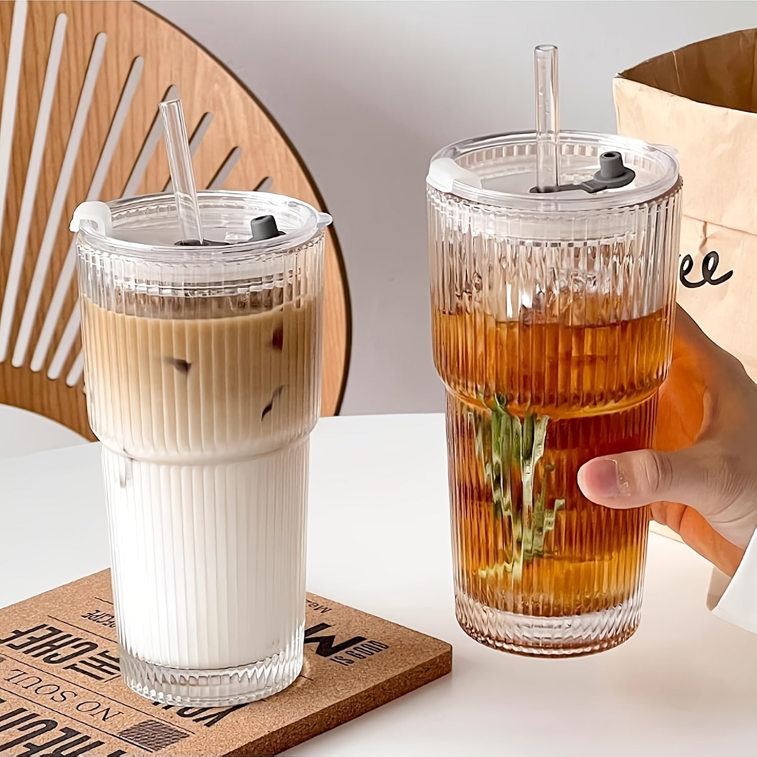 2/4pcs Vintage Clear Striped Glass Drink Container With Sealed Lid Inverted Leak Proof, Easy To Carry, Glass Mug With Straw, Thickened Insulated Glasses