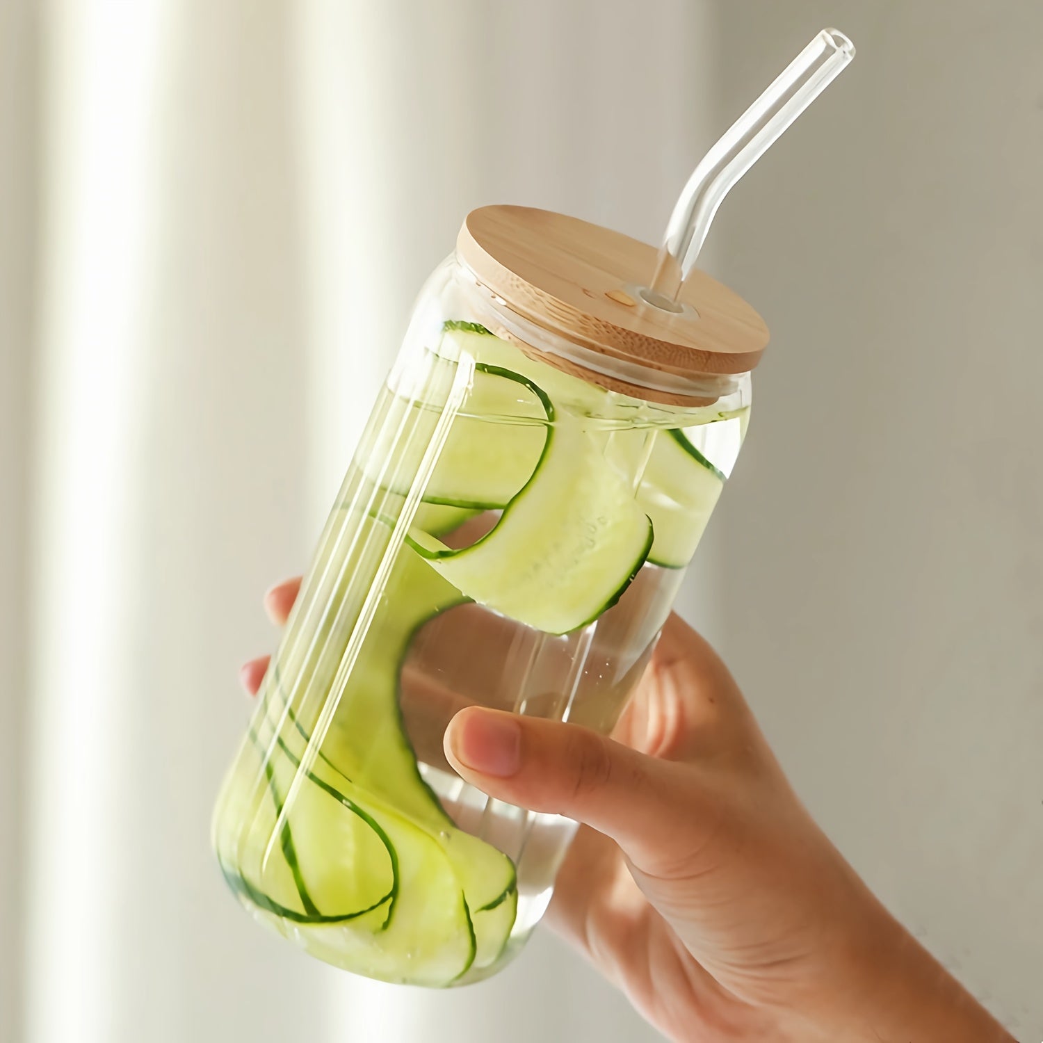 Glass Cups with Lids And Straws 4pcs, 16oz Drinking Glasses Set for Coffee Bar Accessories Iced Coffee Cups with Lids, Glass Tumbler Reusable for Gifts, Home Bar Essentials, Kitchen Glassware, Modern Drinkware, Contemporary Cups, Leadfree Material,